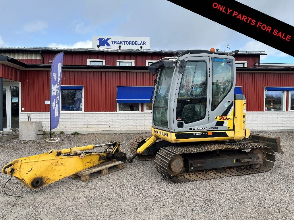 New Holland Kobelco E70B SR LC Dismantled: only spare parts - Escavadora de rastos: foto 1 New Holland Kobelco E70B SR LC Dismantled: only spare parts - Escavadora de rastos: foto 1