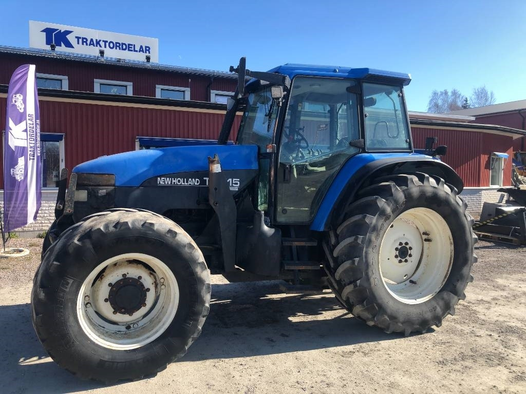 New Holland TM 115 Dismantled: only spare parts - Trator: foto 1 New Holland TM 115 Dismantled: only spare parts - Trator: foto 1
