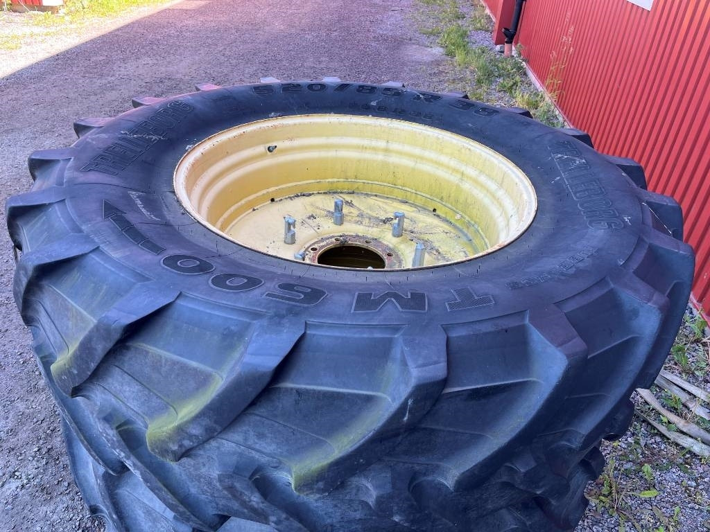 Trelleborg 520/85R38 till John Deere 7920 mfl - Pneu de Máquina agrícola: foto 5 Trelleborg 520/85R38 till John Deere 7920 mfl - Pneu de Máquina agrícola: foto 5
