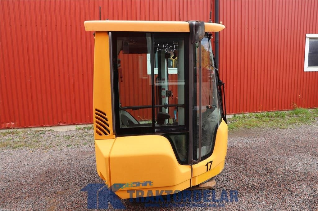 Volvo L 180 F - Cabine de Máquina de construção: foto 4 Volvo L 180 F - Cabine de Máquina de construção: foto 4