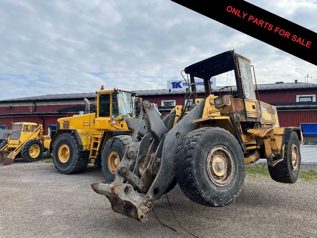 Volvo L90C Dismantled. Only spare parts - Carregadeira de rodas: foto 1 Volvo L90C Dismantled. Only spare parts - Carregadeira de rodas: foto 1