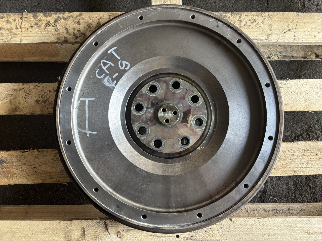 CAT Caterpillar C9 144-9553 Koło Zamachowe 1449553 - Volante do motor de Máquina agrícola: foto 1 CAT Caterpillar C9 144-9553 Koło Zamachowe 1449553 - Volante do motor de Máquina agrícola: foto 1