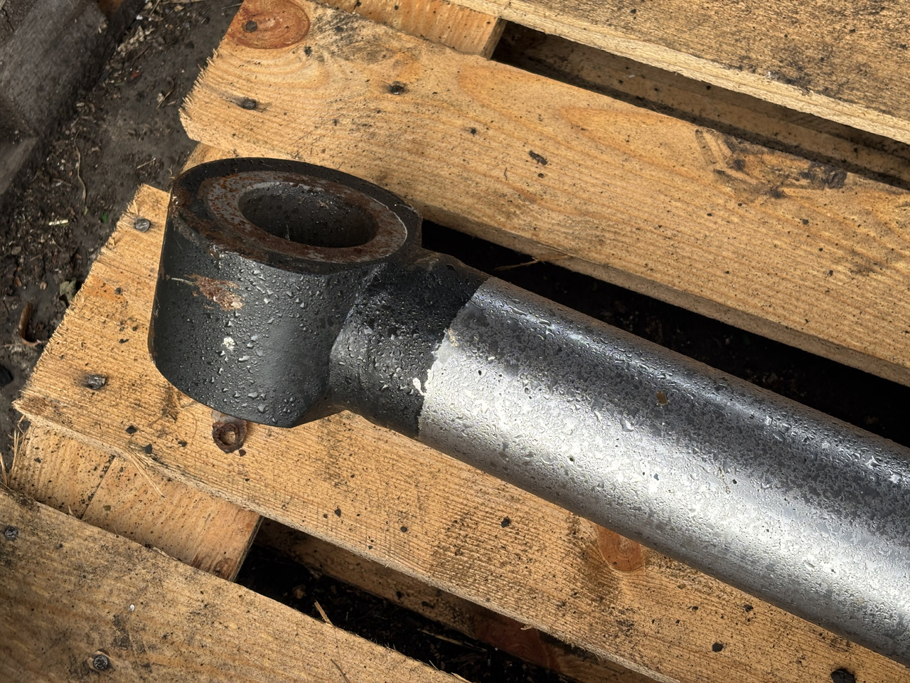 CAT Caterpillar TH336 TH 336 Siłownik Wychyłu Łyżki - Cilindro hidráulico de Empilhador telescópico: foto 4 CAT Caterpillar TH336 TH 336 Siłownik Wychyłu Łyżki - Cilindro hidráulico de Empilhador telescópico: foto 4