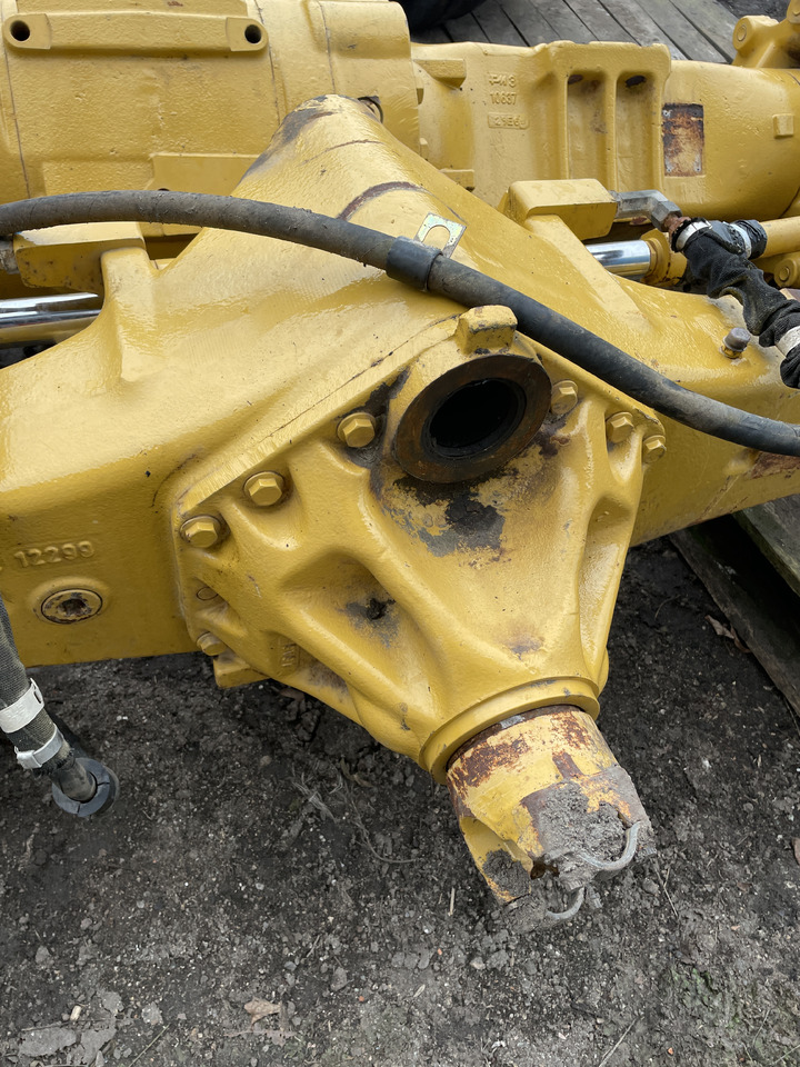 Cat Caterpillar 428E - oś przednia tylna - zwolnica zwrotnica satelity obudowa wieniec dyfer - Comando final de Máquina agrícola: foto 3 Cat Caterpillar 428E - oś przednia tylna - zwolnica zwrotnica satelity obudowa wieniec dyfer - Comando final de Máquina agrícola: foto 3