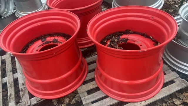 Claas Lexion 500 / 600 / 700 800/65R32 Felgi - Jante de Máquina agrícola: foto 2 Claas Lexion 500 / 600 / 700 800/65R32 Felgi - Jante de Máquina agrícola: foto 2