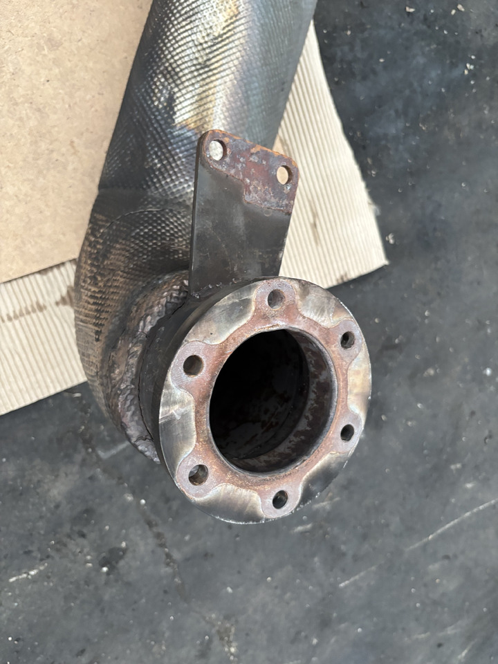 Claas Lexion 780 Rura Wydechowa Wydech EXHAUST PIPE ISO 0007804091 00 07819781 - Tubo de escape de Ceifeira debulhadora: foto 2 Claas Lexion 780 Rura Wydechowa Wydech EXHAUST PIPE ISO 0007804091 00 07819781 - Tubo de escape de Ceifeira debulhadora: foto 2