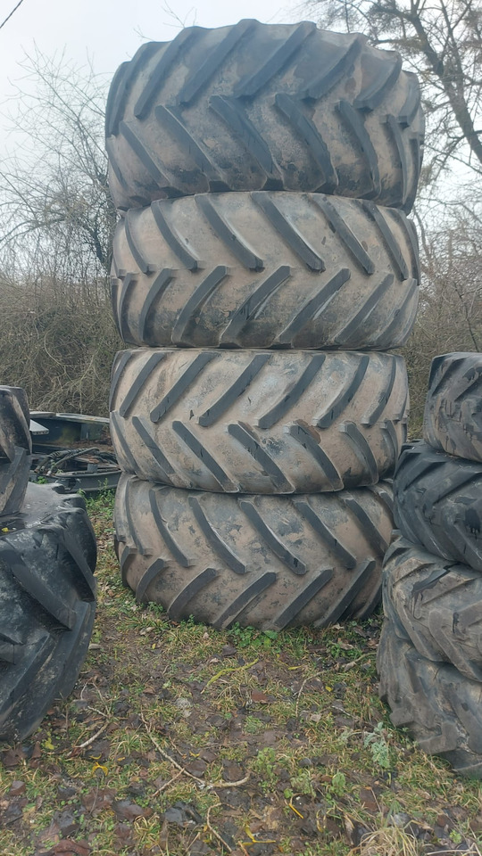 Claas Xerion - koła felgi opony 800/70R38 800/70/38 - Jante de Máquina agrícola: foto 4 Claas Xerion - koła felgi opony 800/70R38 800/70/38 - Jante de Máquina agrícola: foto 4