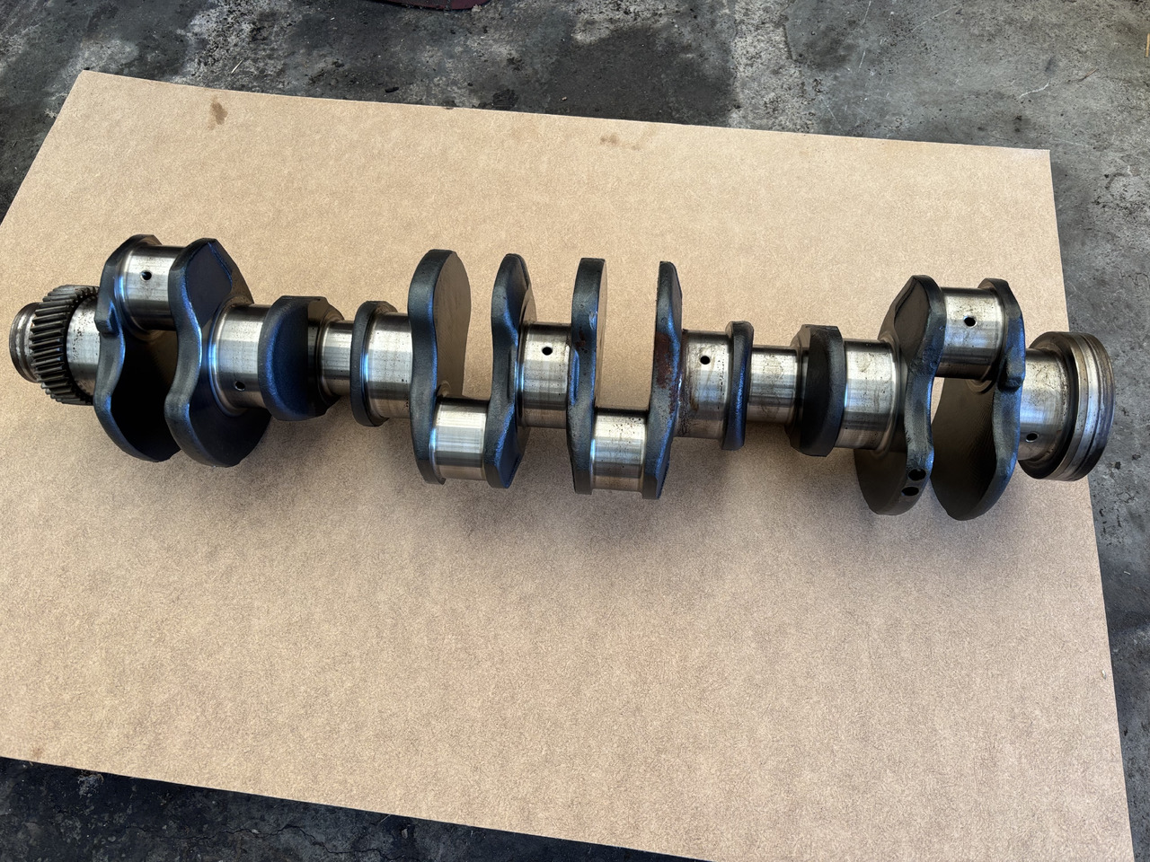 Cummins 6CT8.3 Wał korbowy silnika / CASE J917443 J918986 3918986 3917443 - Cambota de Máquina agrícola: foto 5 Cummins 6CT8.3 Wał korbowy silnika / CASE J917443 J918986 3918986 3917443 - Cambota de Máquina agrícola: foto 5