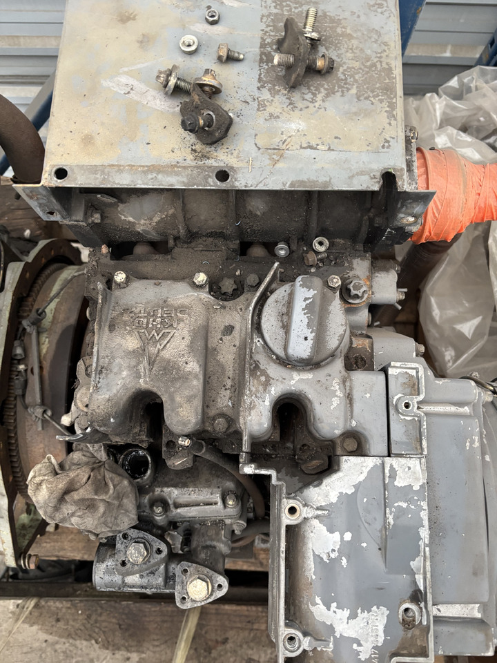 Deutz F2L1011 Silnik Blok Koło Zamachowe Tłok Pokrywa CZĘŚCI - Volante do motor de Máquina agrícola: foto 5 Deutz F2L1011 Silnik Blok Koło Zamachowe Tłok Pokrywa CZĘŚCI - Volante do motor de Máquina agrícola: foto 5