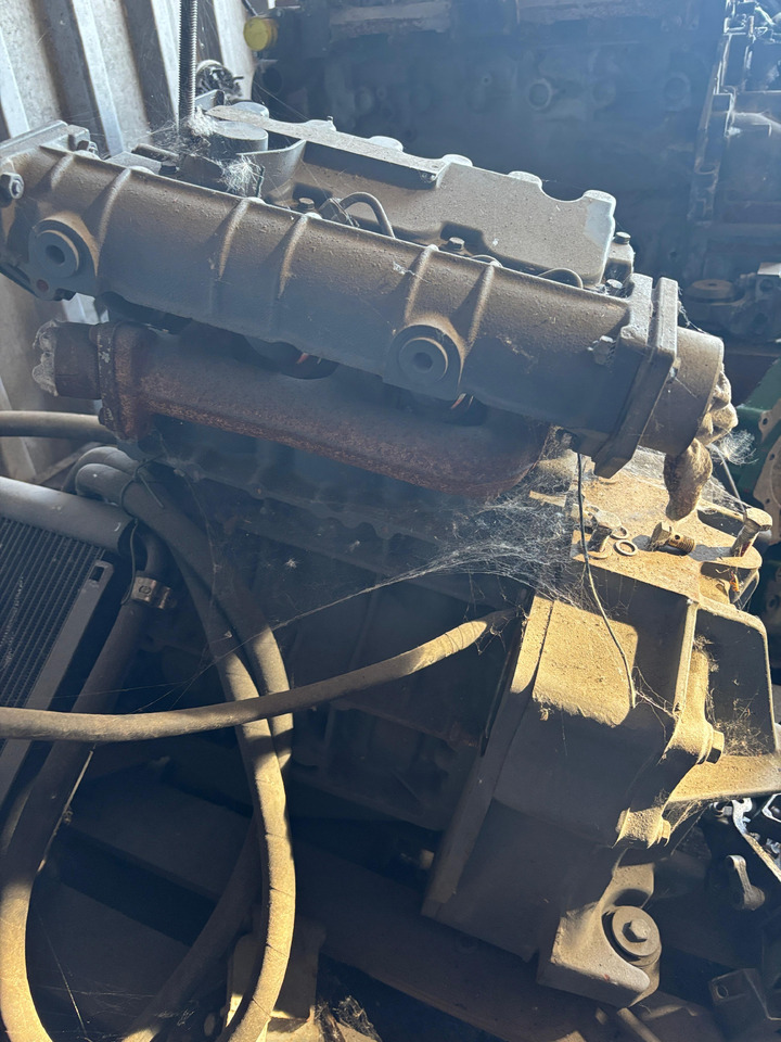 Deutz F3L2011 Silnik Na Części - Motor e peças de Máquina agrícola: foto 2 Deutz F3L2011 Silnik Na Części - Motor e peças de Máquina agrícola: foto 2