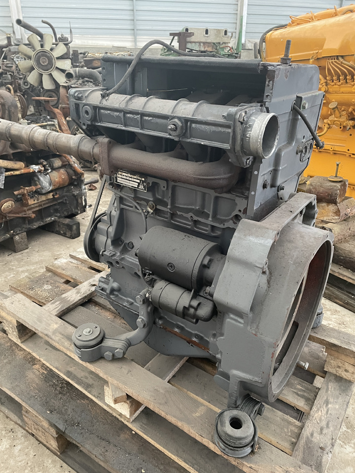 Deutz KHD F3l1011 - silnik kompletny - Motor de Máquina agrícola: foto 3 Deutz KHD F3l1011 - silnik kompletny - Motor de Máquina agrícola: foto 3