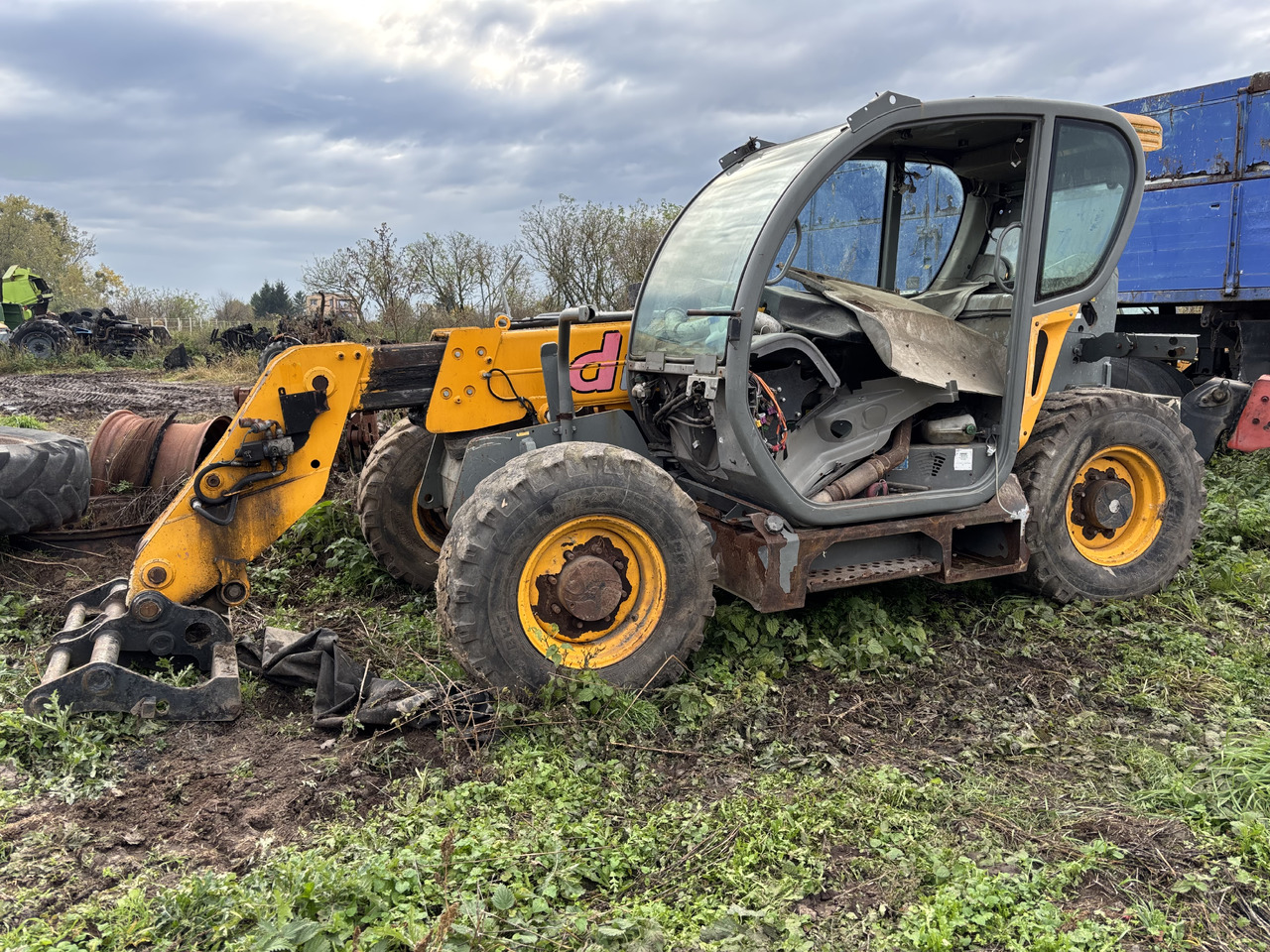 Dieci 185 - Ładowarka Teleskopowa - Kabina Szyba Dach - Vidro e peças de Empilhador telescópico: foto 1 Dieci 185 - Ładowarka Teleskopowa - Kabina Szyba Dach - Vidro e peças de Empilhador telescópico: foto 1