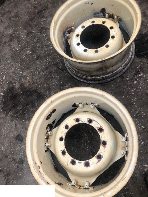 Felga 15x28 - Jante de Máquina agrícola: foto 1 Felga 15x28 - Jante de Máquina agrícola: foto 1