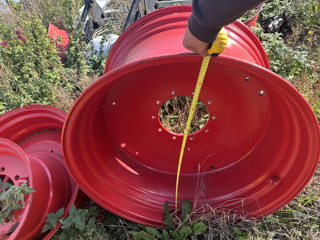 Felga 23x38 fendt claas - Jante de Máquina agrícola: foto 2 Felga 23x38 fendt claas - Jante de Máquina agrícola: foto 2