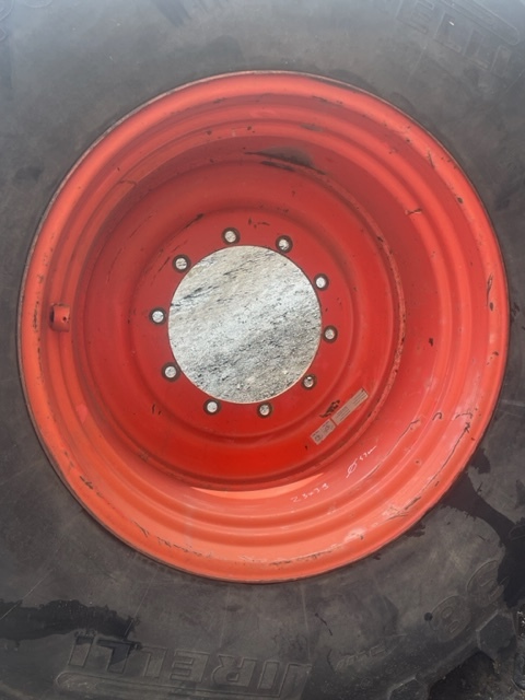 Felga claas xerion DW23x38 , Dw 23x38 - Jante de Máquina agrícola: foto 1 Felga claas xerion DW23x38 , Dw 23x38 - Jante de Máquina agrícola: foto 1