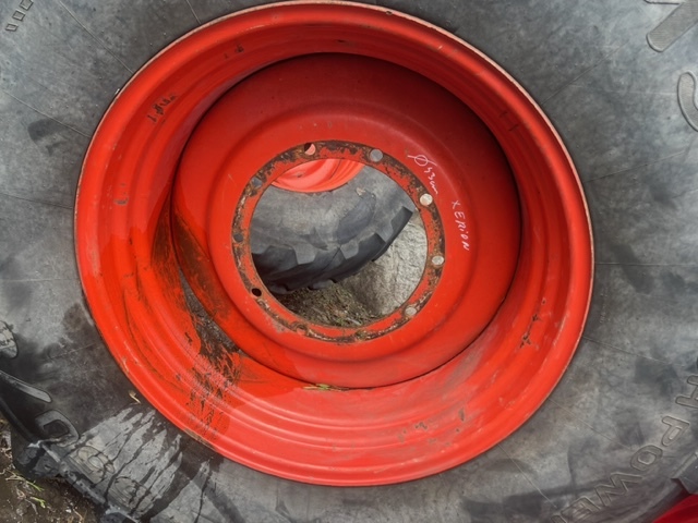 Felga claas xerion DW23x38 , Dw 23x38 - Jante de Máquina agrícola: foto 2 Felga claas xerion DW23x38 , Dw 23x38 - Jante de Máquina agrícola: foto 2