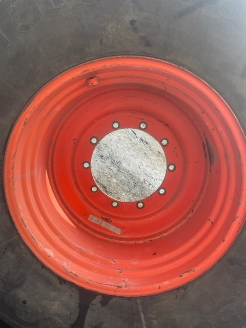 Felga claas xerion DW23x38 , Dw 23x38 - Jante de Máquina agrícola: foto 4 Felga claas xerion DW23x38 , Dw 23x38 - Jante de Máquina agrícola: foto 4