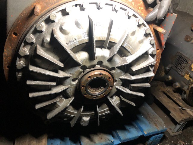 Fendt 312 LSA Turbo Sprzęgło - Embreagem e peças de Máquina agrícola: foto 1 Fendt 312 LSA Turbo Sprzęgło - Embreagem e peças de Máquina agrícola: foto 1