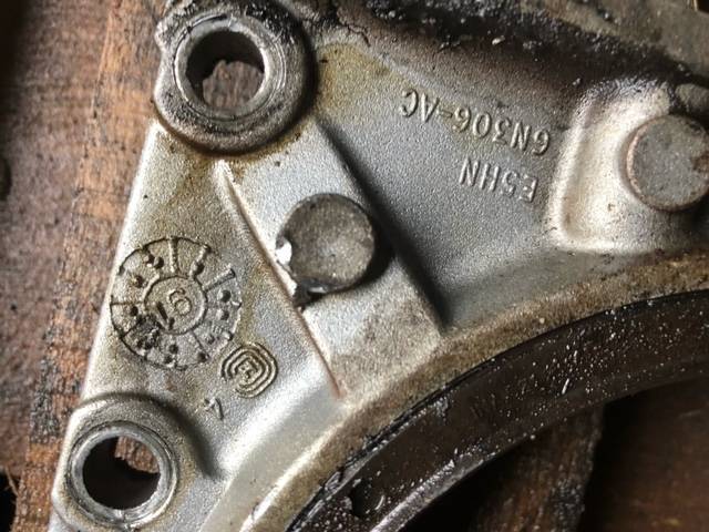 Ford TW Ford fonn-6015-DA - Obudowa Rozrządu - Motor e peças de Máquina agrícola: foto 2 Ford TW Ford fonn-6015-DA - Obudowa Rozrządu - Motor e peças de Máquina agrícola: foto 2