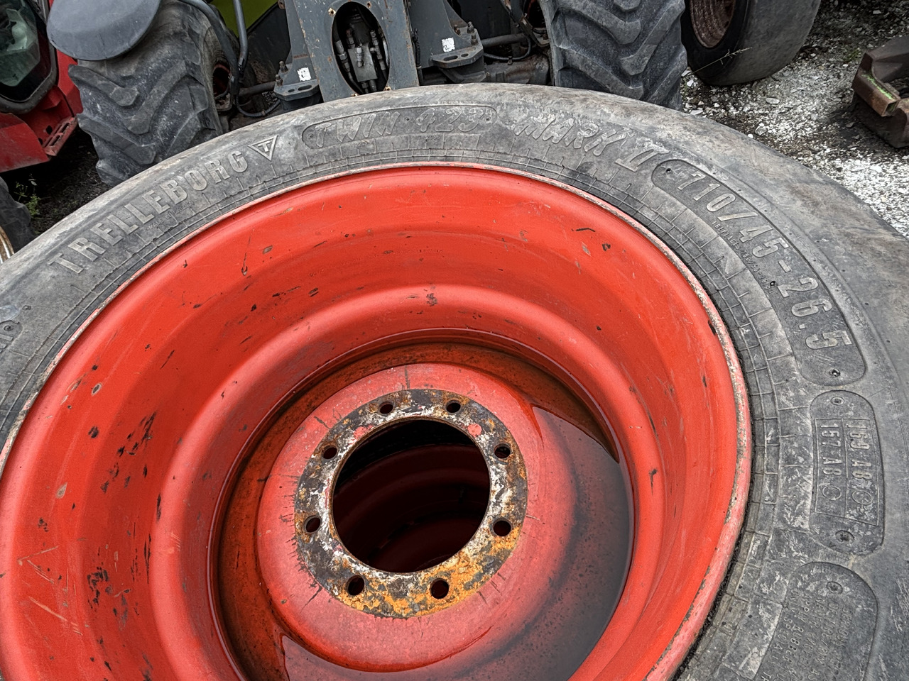 GKN WHEELS Felga z Oponą KOMPLET 20.00×26.5 8 szpilek Trelleborg 710/45-26.5 - Jante de Máquina agrícola: foto 3 GKN WHEELS Felga z Oponą KOMPLET 20.00×26.5 8 szpilek Trelleborg 710/45-26.5 - Jante de Máquina agrícola: foto 3