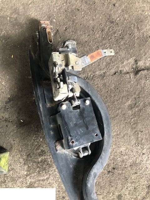 JCB 4cx - Zamek Drzwi - Porta e peças de Máquina de construção: foto 2 JCB 4cx - Zamek Drzwi - Porta e peças de Máquina de construção: foto 2