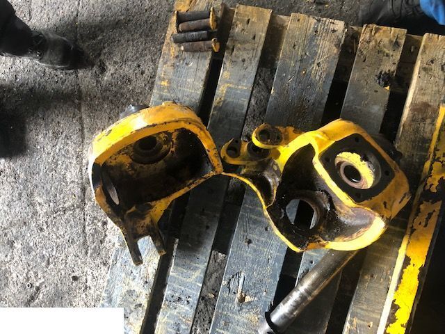 Jcb 3cx - Sworzeń Zwrotnicy - Manga de eixo de Máquina agrícola: foto 2 Jcb 3cx - Sworzeń Zwrotnicy - Manga de eixo de Máquina agrícola: foto 2