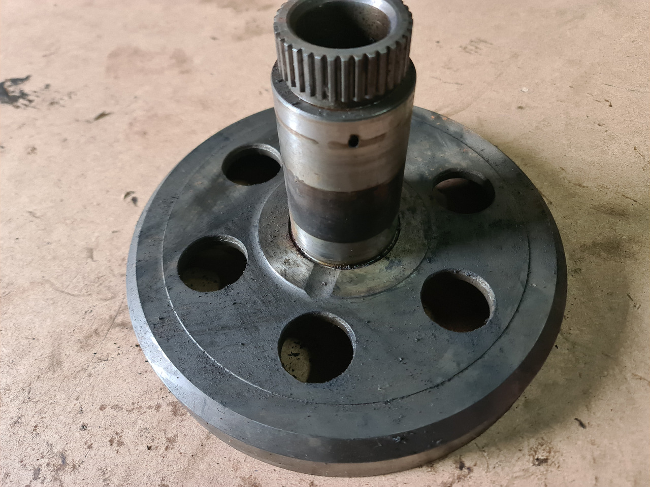 John Deere 4650, 4850 Wał Wejściowy z Przekładnią R70848 - Eixo cardan de Máquina agrícola: foto 1 John Deere 4650, 4850 Wał Wejściowy z Przekładnią R70848 - Eixo cardan de Máquina agrícola: foto 1