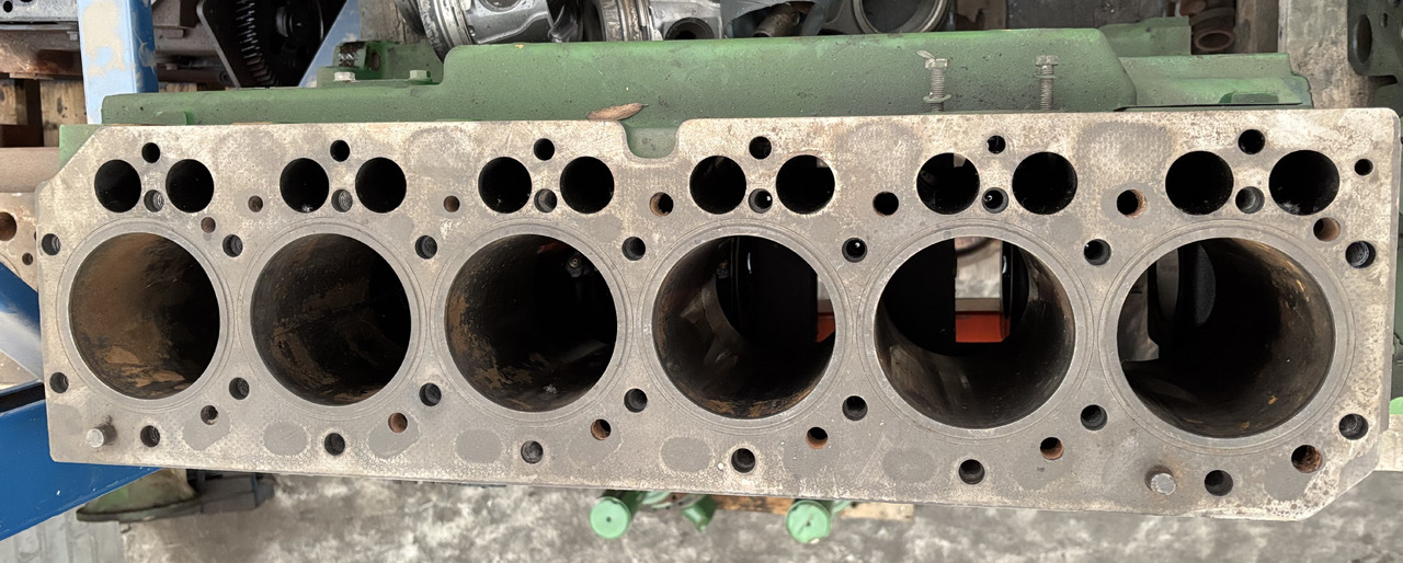 John Deere 6068 6068TF250 R119565 Blok Silnika - Bloco do motor de Máquina agrícola: foto 3 John Deere 6068 6068TF250 R119565 Blok Silnika - Bloco do motor de Máquina agrícola: foto 3