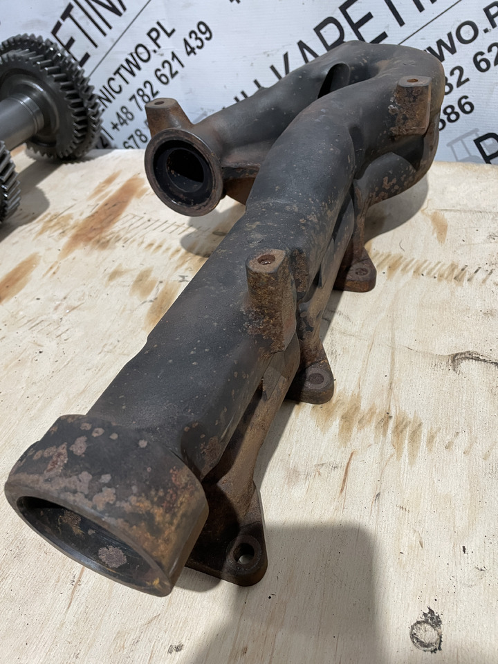 John Deere 6090 9,0l - kolektor wydechowy R537195 R537196 - Colector de escape de Máquina agrícola: foto 3 John Deere 6090 9,0l - kolektor wydechowy R537195 R537196 - Colector de escape de Máquina agrícola: foto 3