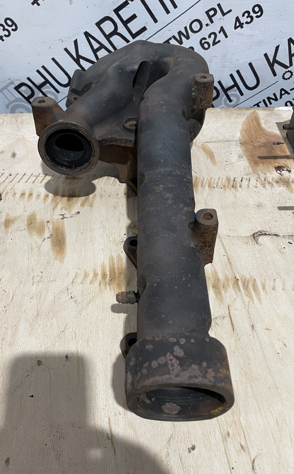 John Deere 6090 9,0l - kolektor wydechowy R537195 R537196 - Colector de escape de Máquina agrícola: foto 1 John Deere 6090 9,0l - kolektor wydechowy R537195 R537196 - Colector de escape de Máquina agrícola: foto 1