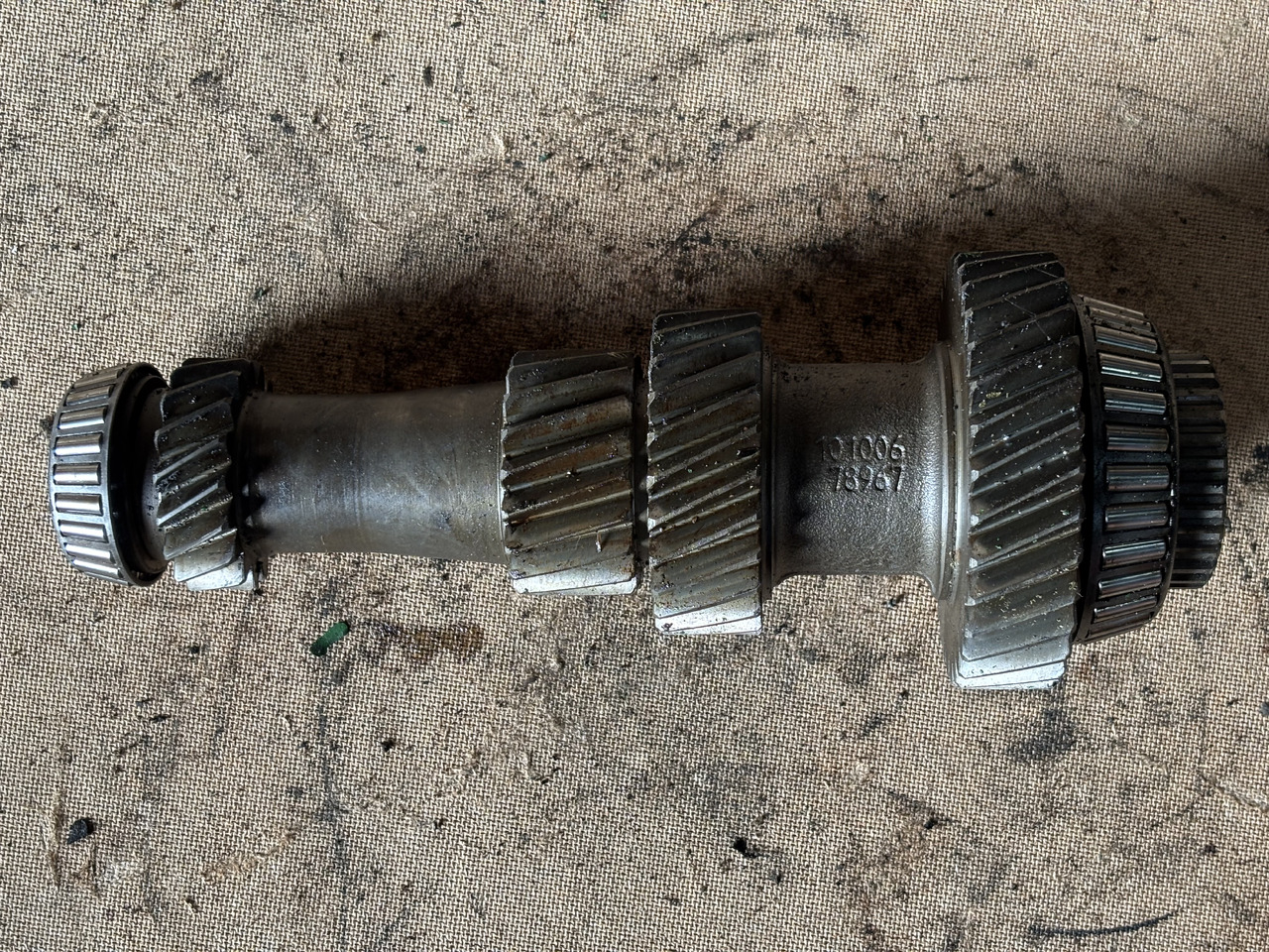 John Deere 6100 6200 6300 6400 6500 6600 Wał Napędowy L101006 L78967 - Eixo cardan de Máquina agrícola: foto 1 John Deere 6100 6200 6300 6400 6500 6600 Wał Napędowy L101006 L78967 - Eixo cardan de Máquina agrícola: foto 1