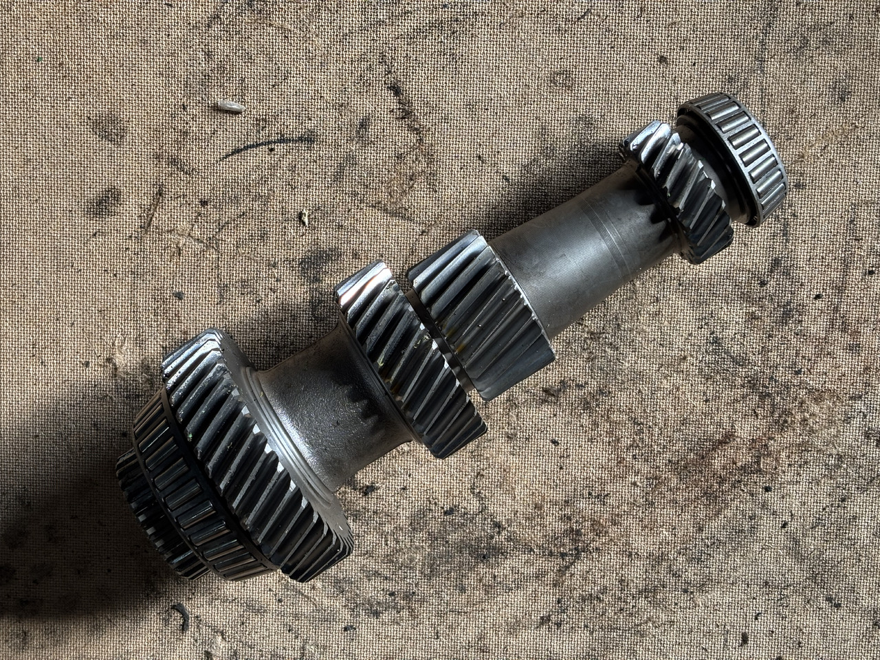 John Deere 6120 6220 Wał Napędowy L153401 - Eixo cardan de Máquina agrícola: foto 1 John Deere 6120 6220 Wał Napędowy L153401 - Eixo cardan de Máquina agrícola: foto 1