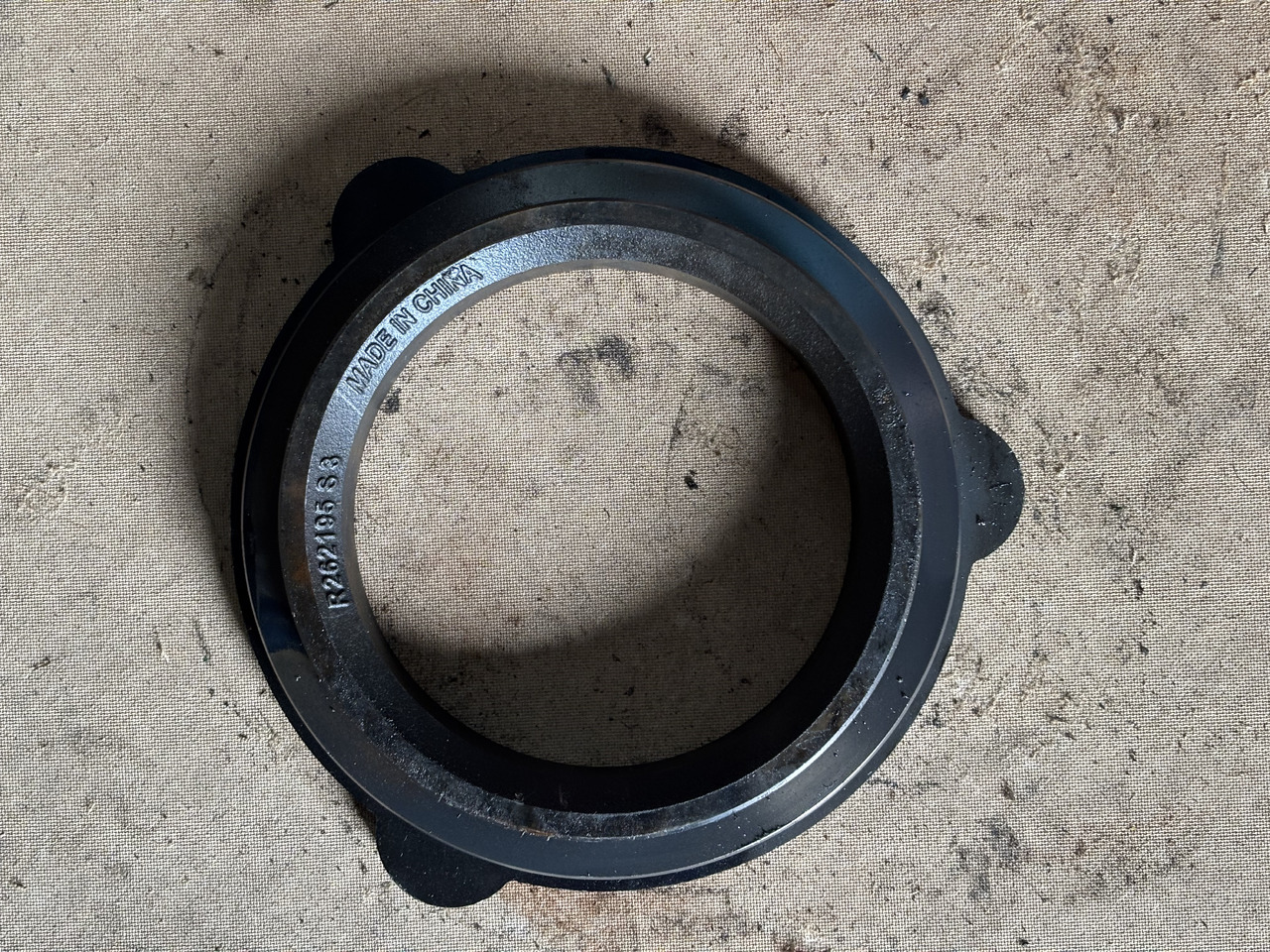 John Deere 6830 6930 Docisk Hamulca Płytka R262195 - Disco de freio de Máquina agrícola: foto 1 John Deere 6830 6930 Docisk Hamulca Płytka R262195 - Disco de freio de Máquina agrícola: foto 1