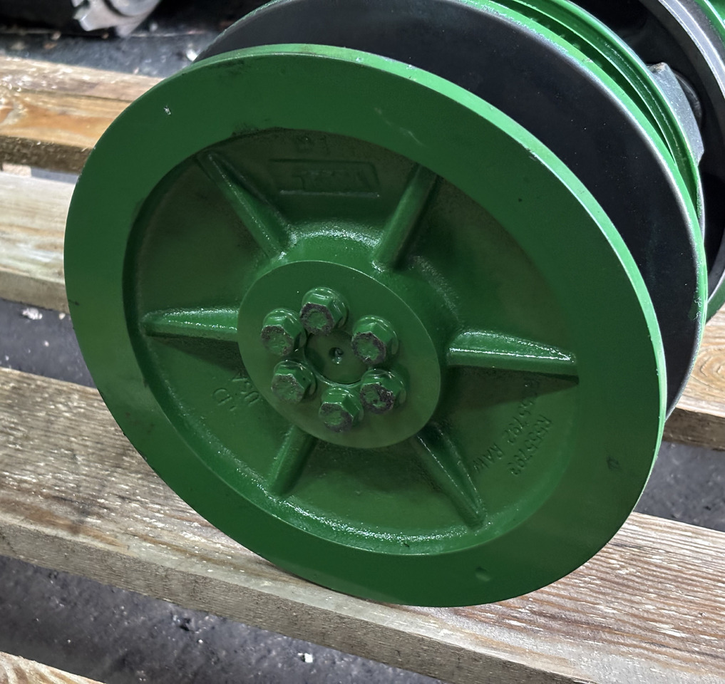 John Deere 8260R 8285R 8360R 8400R 9360R Napęd Wentylatora RE578435 - Ventilador de Trator: foto 2 John Deere 8260R 8285R 8360R 8400R 9360R Napęd Wentylatora RE578435 - Ventilador de Trator: foto 2