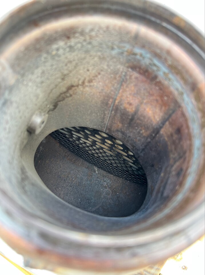 John Deere Katalizator DZ100798 - Conversor catalítico de Máquina agrícola: foto 4 John Deere Katalizator DZ100798 - Conversor catalítico de Máquina agrícola: foto 4