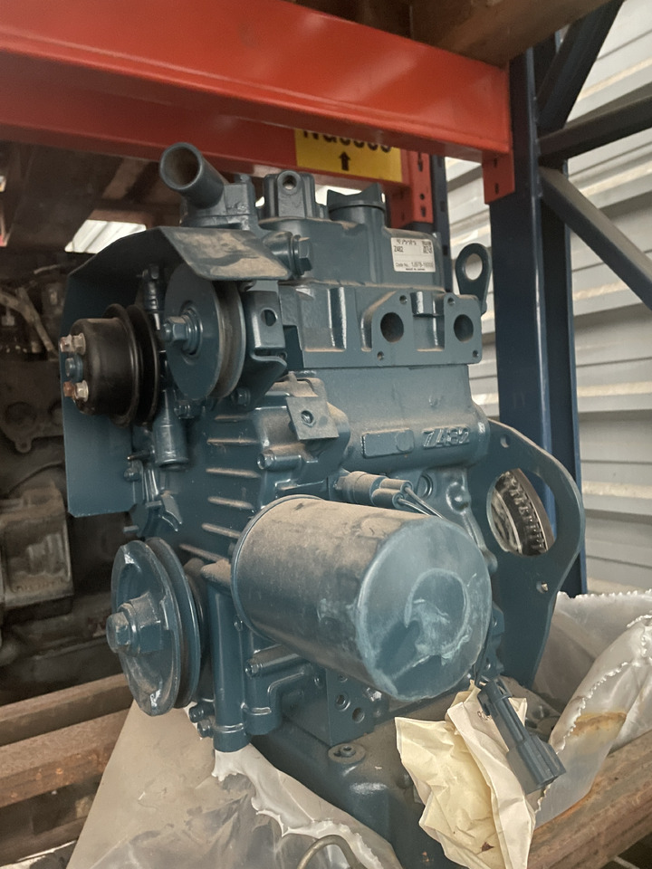 Kubota Z482 - pokrywa zaworów miska olejowa rozrusznik alternator - Motor e peças de Máquina de construção: foto 1 Kubota Z482 - pokrywa zaworów miska olejowa rozrusznik alternator - Motor e peças de Máquina de construção: foto 1