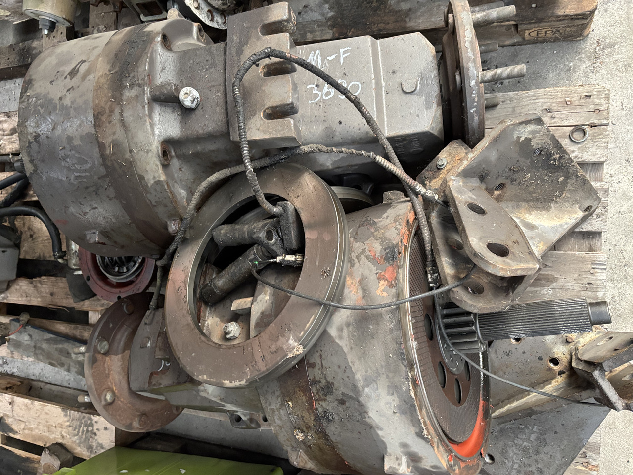 Massey Ferguson 3690 Obudowa Hamulca Tylnego Prawa 3616544M2 - Acessório de freio de Máquina agrícola: foto 5 Massey Ferguson 3690 Obudowa Hamulca Tylnego Prawa 3616544M2 - Acessório de freio de Máquina agrícola: foto 5