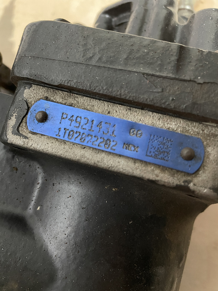 New Holland Cummins - pompa paliwa wtryskowa P4921431 4088604 - Bomba de combustivel de Máquina agrícola: foto 4 New Holland Cummins - pompa paliwa wtryskowa P4921431 4088604 - Bomba de combustivel de Máquina agrícola: foto 4