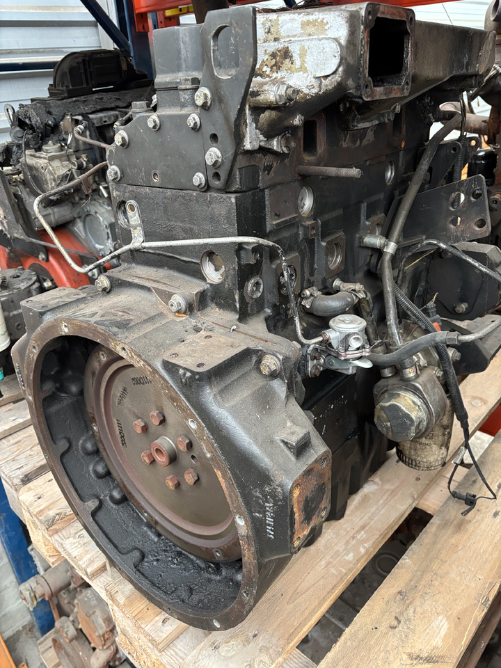 Perkins 1727/2200 Silnik Blok Pokrywa Koło Zamachowe Wał Miska CZĘŚCI - Volante do motor de Máquina agrícola: foto 1 Perkins 1727/2200 Silnik Blok Pokrywa Koło Zamachowe Wał Miska CZĘŚCI - Volante do motor de Máquina agrícola: foto 1
