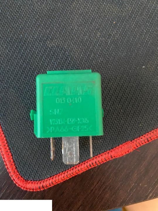 Przekażnik 30A 12V CLAAS 013041 oryginał - Relé de Máquina agrícola: foto 1 Przekażnik 30A 12V CLAAS 013041 oryginał - Relé de Máquina agrícola: foto 1