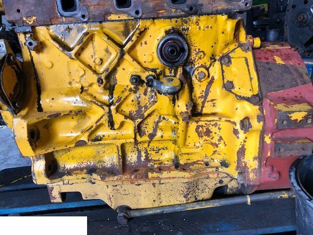 Sanderson Ford BSD 444 k - Blok Cylindrów - Bloco do motor de Máquina agrícola: foto 2 Sanderson Ford BSD 444 k - Blok Cylindrów - Bloco do motor de Máquina agrícola: foto 2