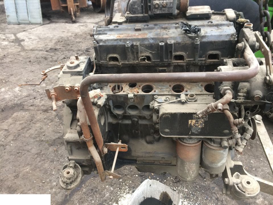 Silnik Merlo Deutz 04289542RY - Motor de Máquina agrícola: foto 1 Silnik Merlo Deutz 04289542RY - Motor de Máquina agrícola: foto 1