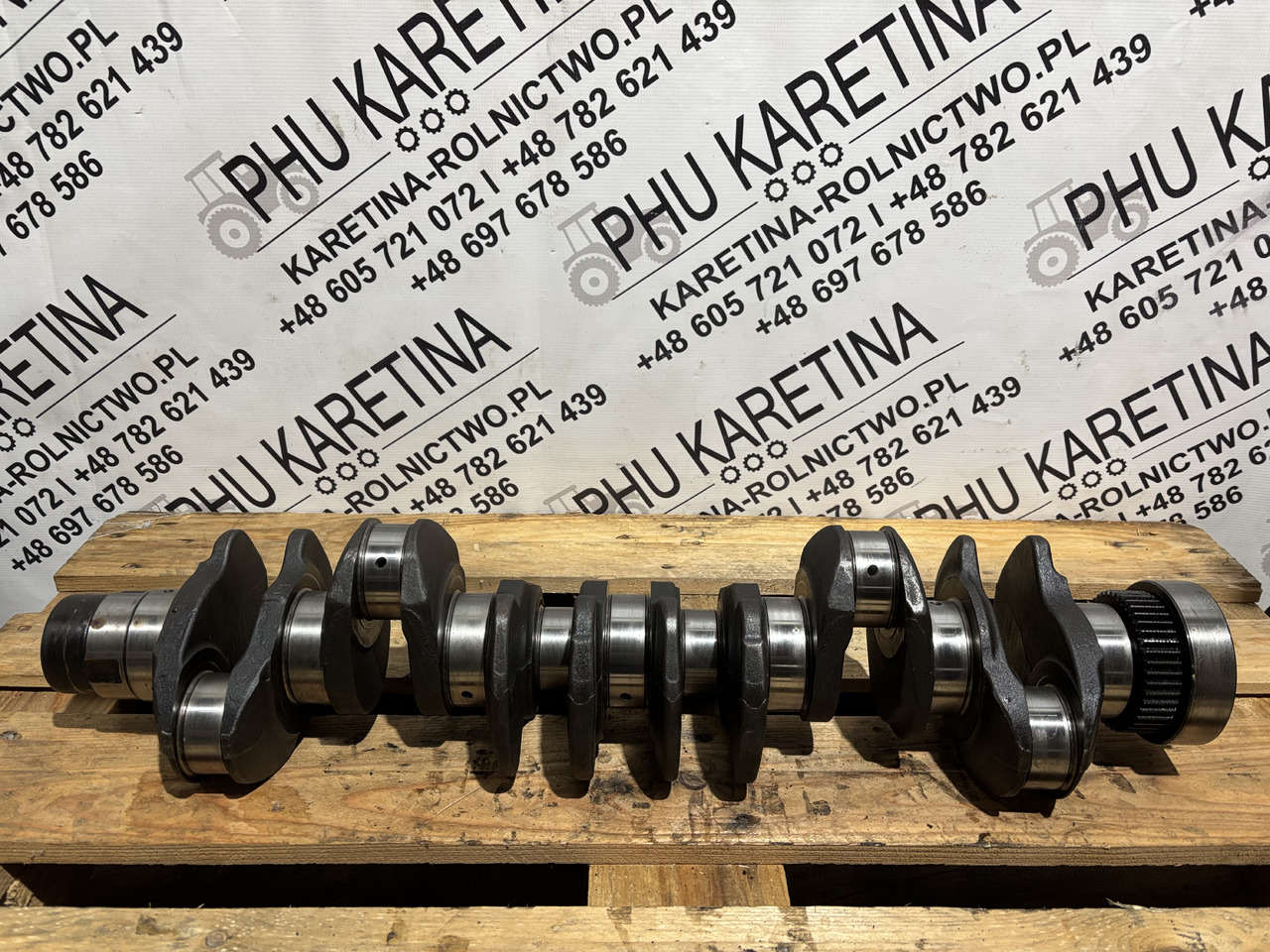 VOLVO Deutz Fahr D6E LAE3 04283933 C38 Wał Korbowy - Cambota de Máquina agrícola: foto 1 VOLVO Deutz Fahr D6E LAE3 04283933 C38 Wał Korbowy - Cambota de Máquina agrícola: foto 1