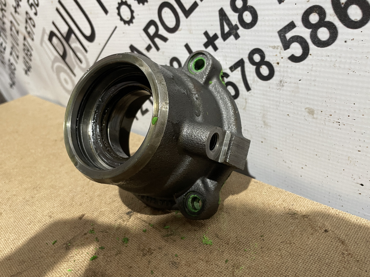 Valtra S354 Massey 8480 - skrzynia biegów - obudowa 903100490011 - Caixa de câmbio de Máquina agrícola: foto 2 Valtra S354 Massey 8480 - skrzynia biegów - obudowa 903100490011 - Caixa de câmbio de Máquina agrícola: foto 2