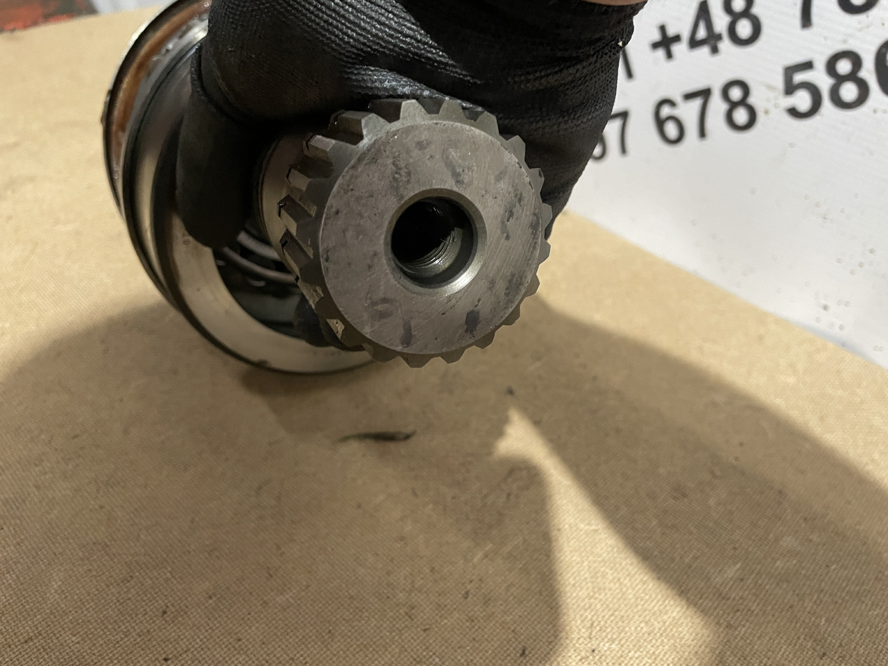 Valtra S354 Massey 8480 - skrzynia biegów - wałek ataku 12z 945100410010 - Caixa de câmbio de Máquina agrícola: foto 3 Valtra S354 Massey 8480 - skrzynia biegów - wałek ataku 12z 945100410010 - Caixa de câmbio de Máquina agrícola: foto 3