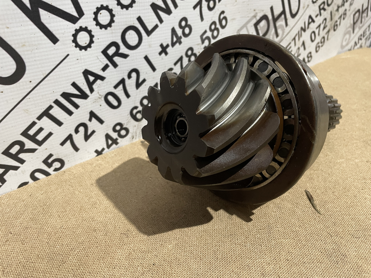 Valtra S354 Massey 8480 - skrzynia biegów - wałek ataku 12z 945100410010 - Caixa de câmbio de Máquina agrícola: foto 2 Valtra S354 Massey 8480 - skrzynia biegów - wałek ataku 12z 945100410010 - Caixa de câmbio de Máquina agrícola: foto 2