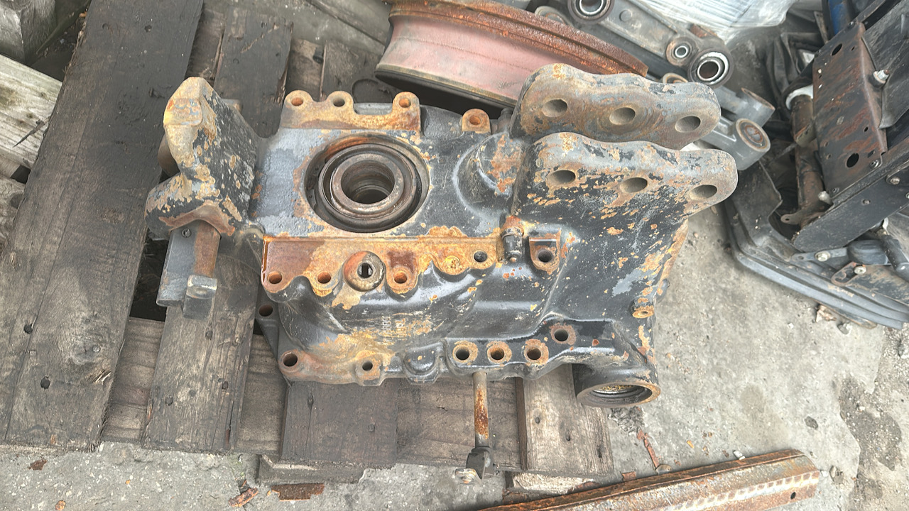 Valtra T131 - T191 Wom tylni części - Transmissão de Trator: foto 2 Valtra T131 - T191 Wom tylni części - Transmissão de Trator: foto 2