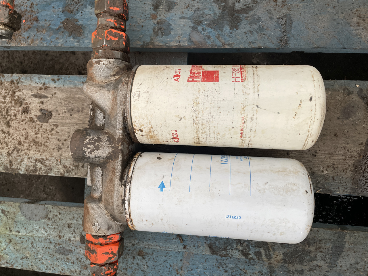 ZF 4PW45H1 Zettelmayer Volvo - skrzynia biegów - podstawa filtrów hydrauliki - Caixa de câmbio de Máquina agrícola: foto 1 ZF 4PW45H1 Zettelmayer Volvo - skrzynia biegów - podstawa filtrów hydrauliki - Caixa de câmbio de Máquina agrícola: foto 1