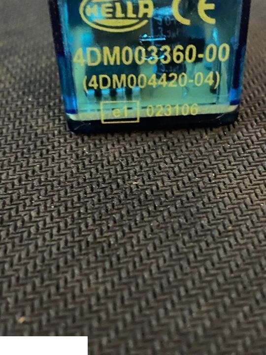 Claas 4dm004420-04 - Relé de Máquina agrícola: foto 1 Claas 4dm004420-04 - Relé de Máquina agrícola: foto 1