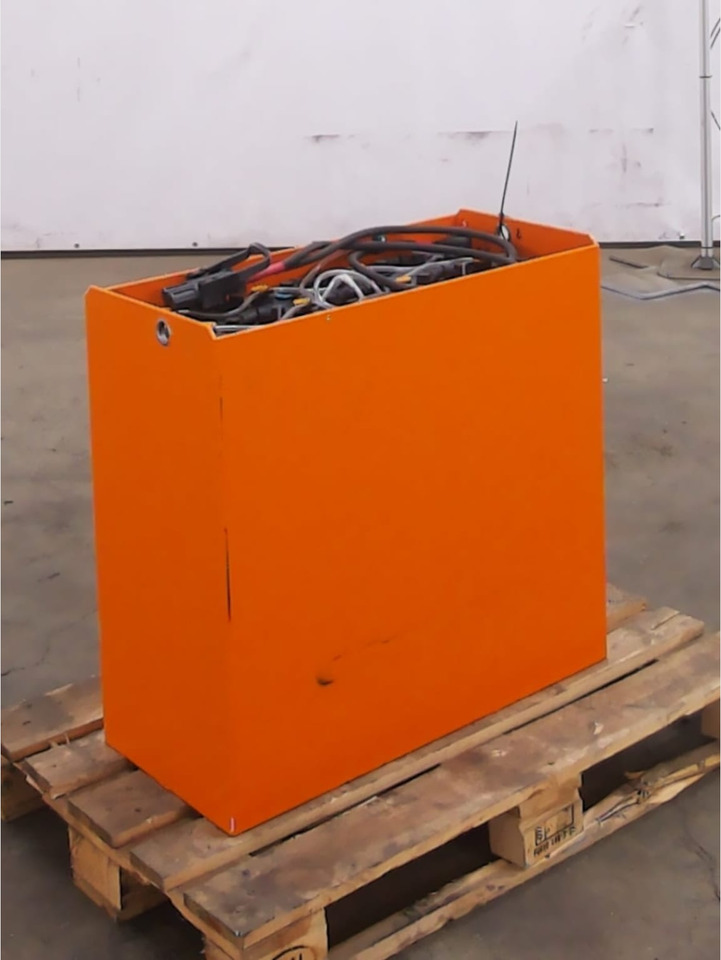 AVB 24V 840Ah - Bateria automotiva de Equipamento de movimentação: foto 1 AVB 24V 840Ah - Bateria automotiva de Equipamento de movimentação: foto 1